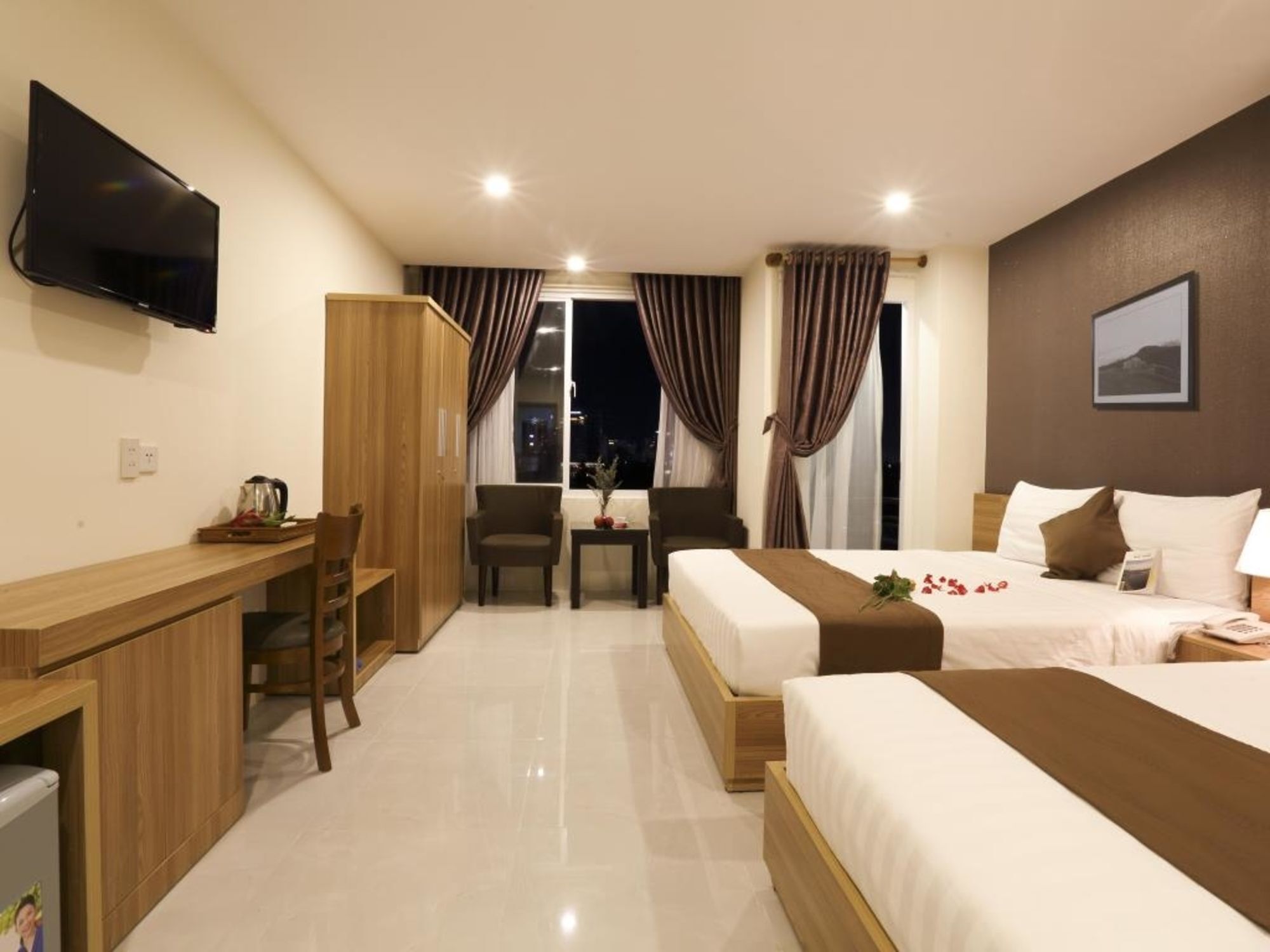 Thu Hien Hotel На Транг Екстериор снимка