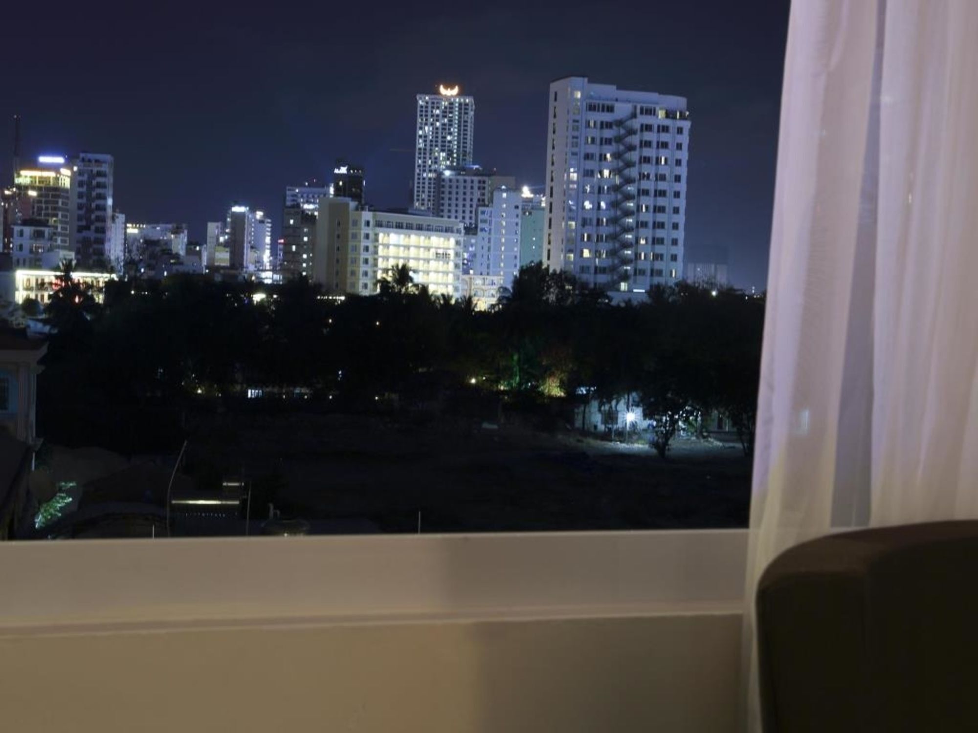 Thu Hien Hotel На Транг Екстериор снимка