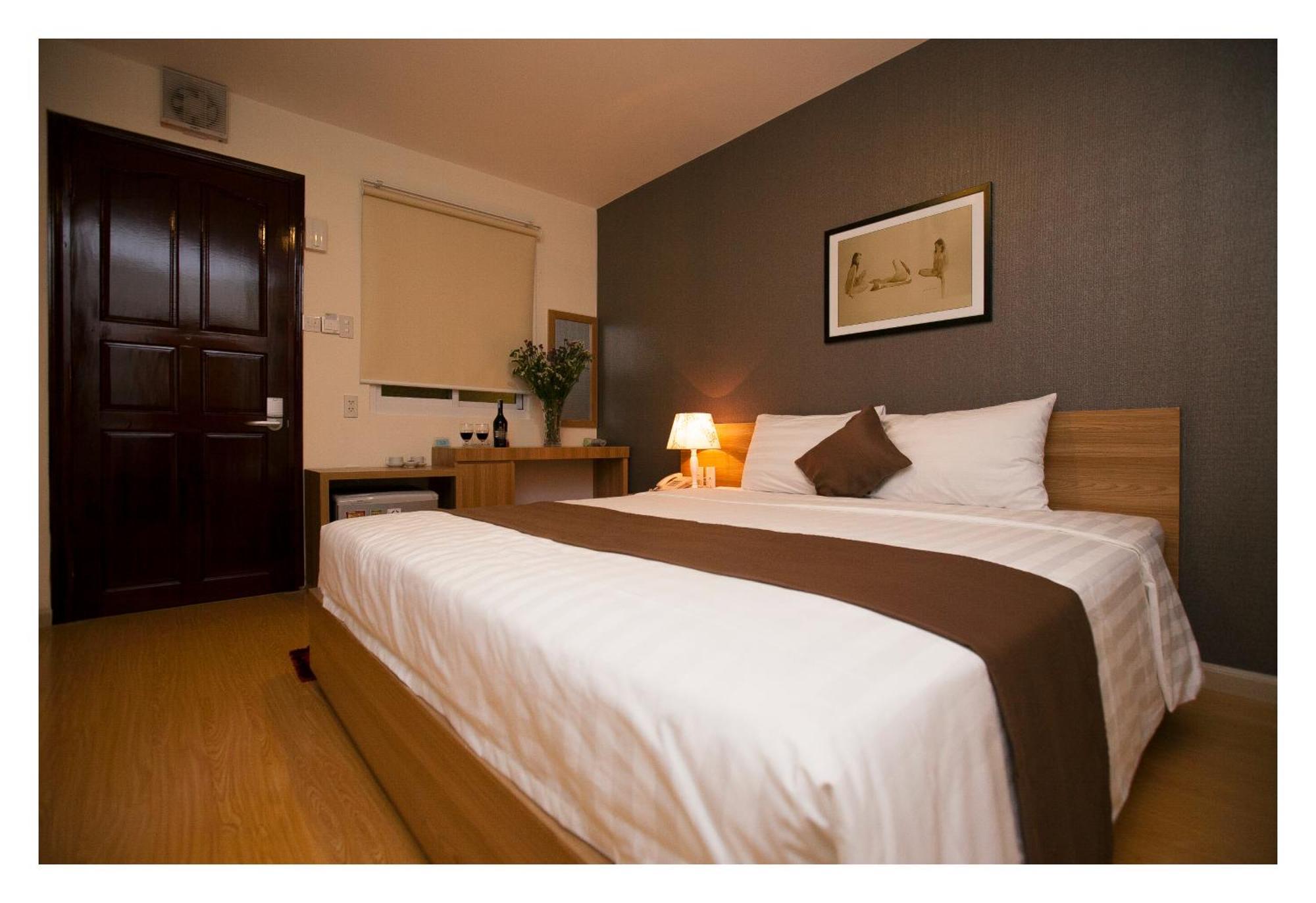 Thu Hien Hotel На Транг Екстериор снимка